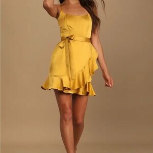NWT Lulu's Glamourous Lifestyle Mustard Yellow Satin Faux-Wrap Mini Dress, m